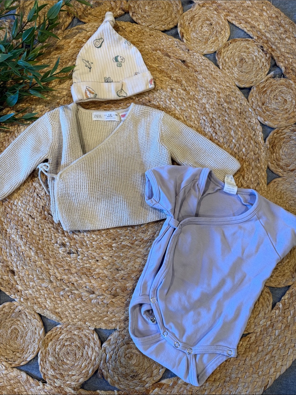 Kate Quinn and Zara 0-3 mo Kids bodysuit and cardigan bundle